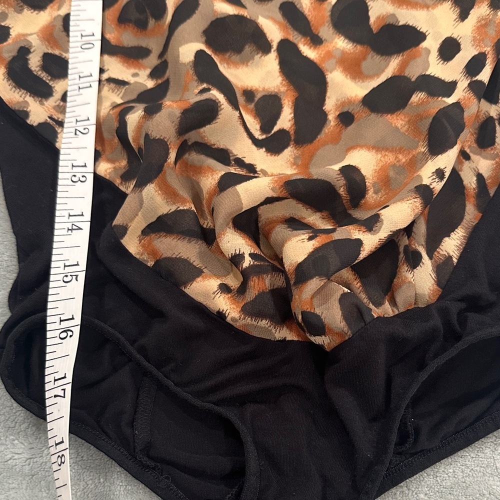 bebe Leopard Print Cowl-Front Long Sleeve Bodysuit - Brown/Black size XXS - Picture 10 of 12